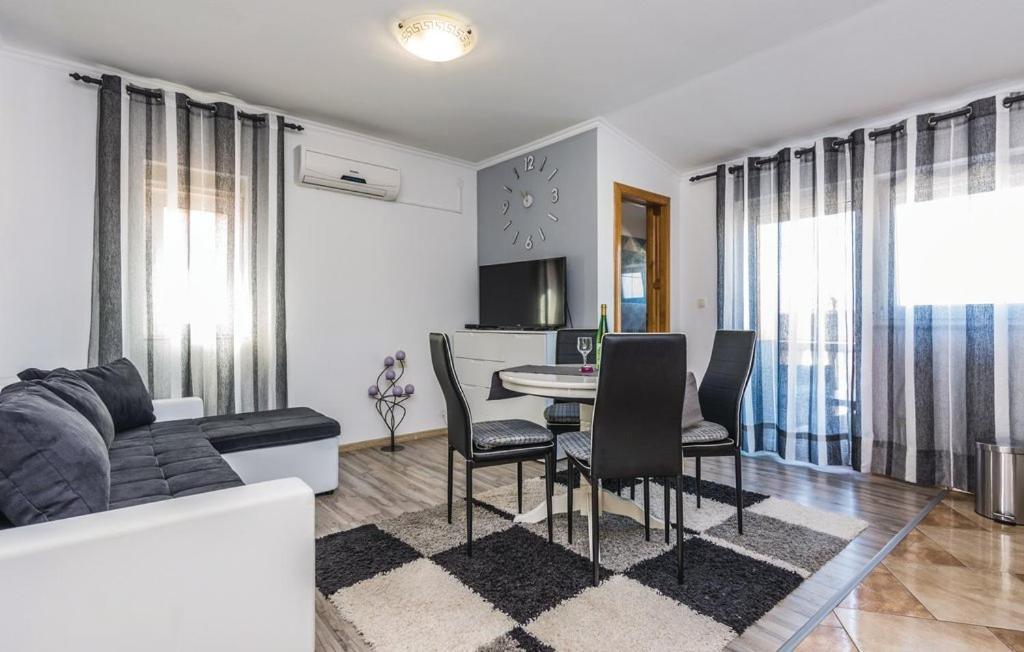 Nena Apartmani 비르 외부 사진