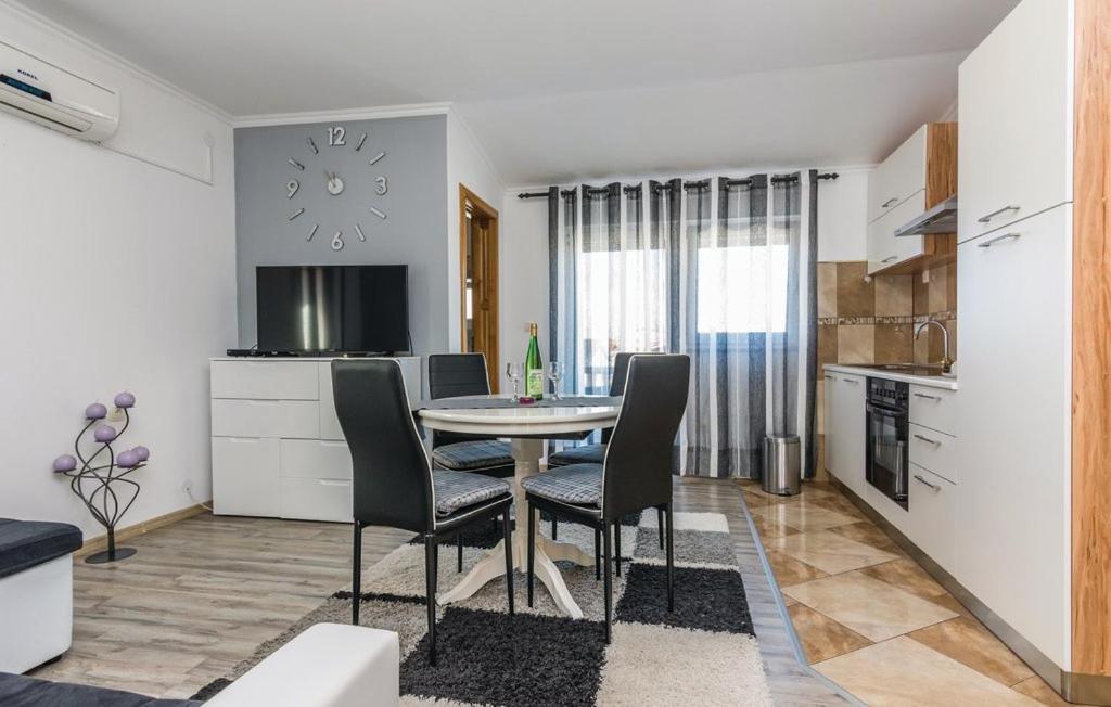 Nena Apartmani 비르 외부 사진